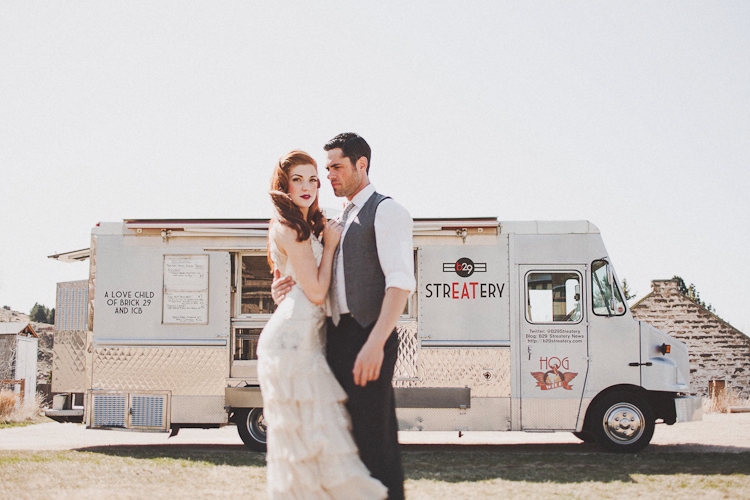 food truck wedding photo
