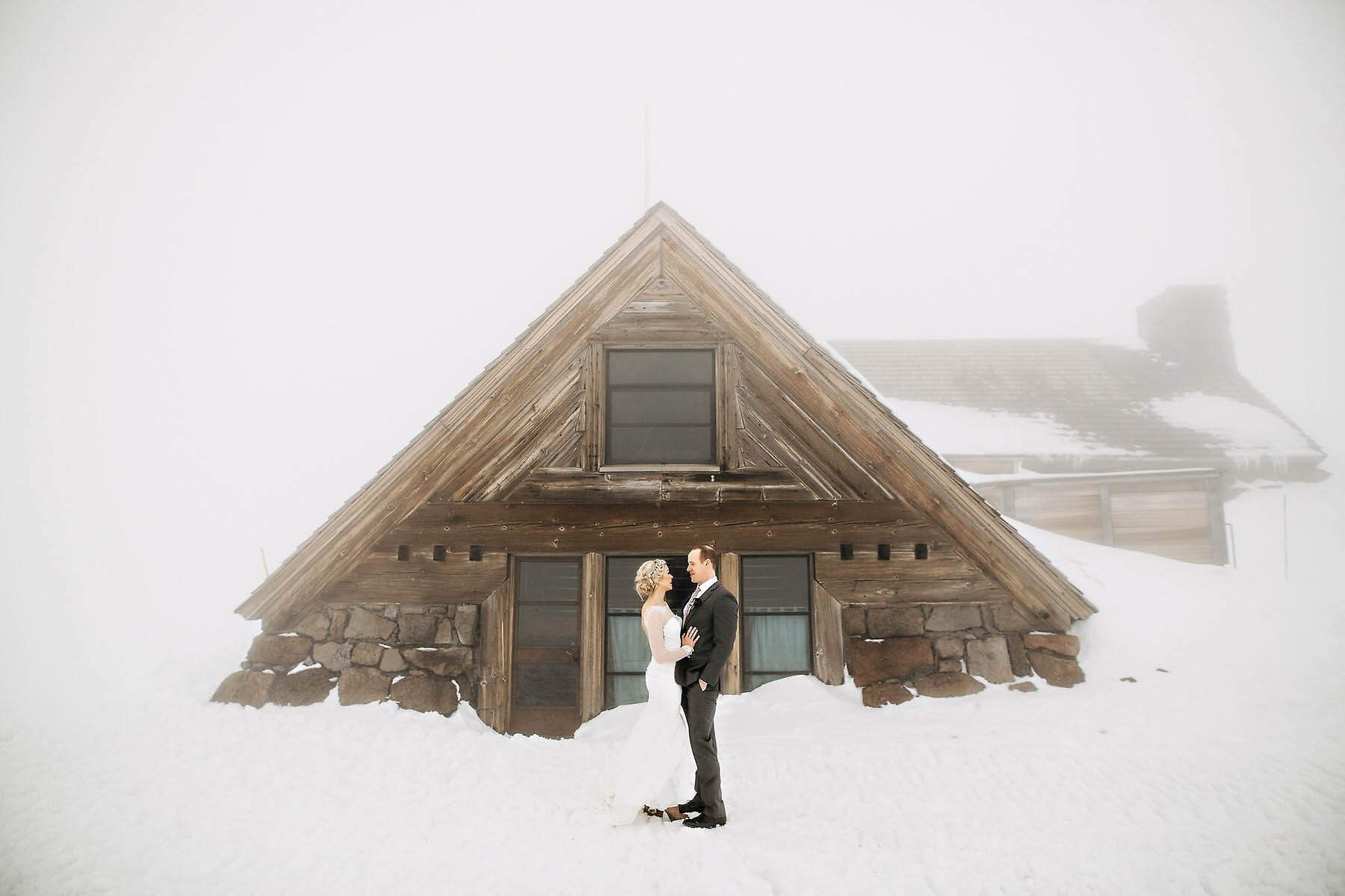 silcox hut timberline lodge wedding photo