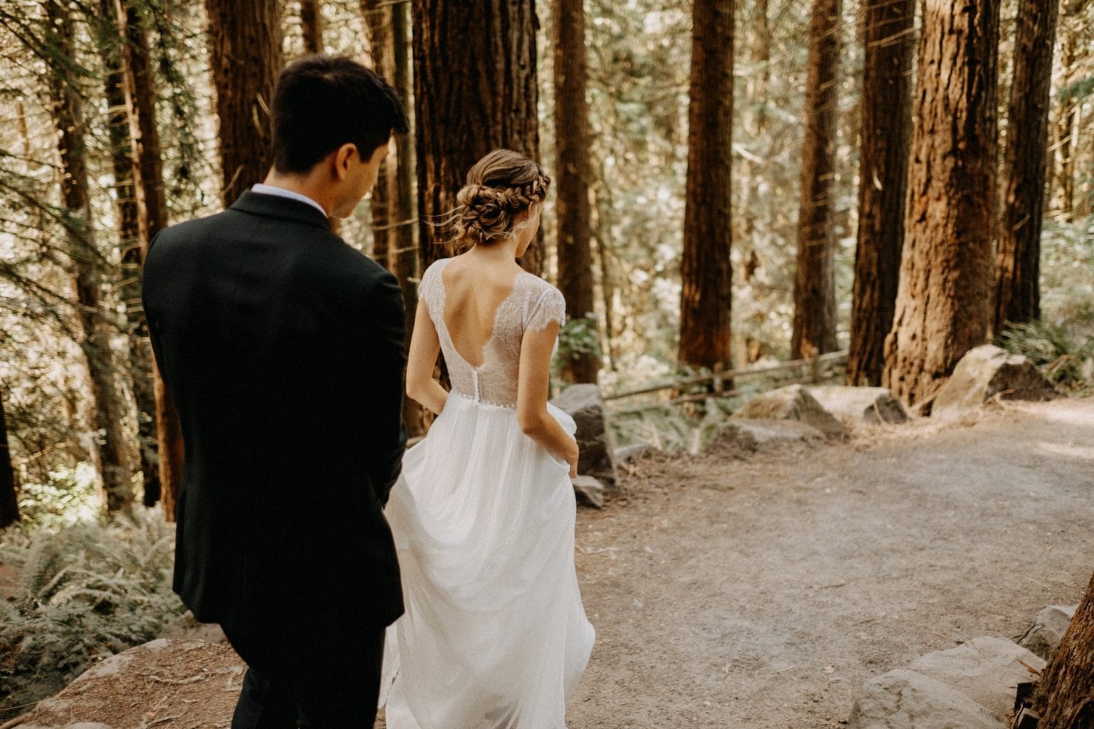 bride walking through forest portland redwood deck hoyt arboretum
